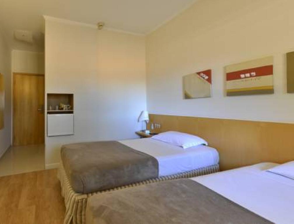 Carlton Plaza Baoba Hotel Taubate Exterior photo