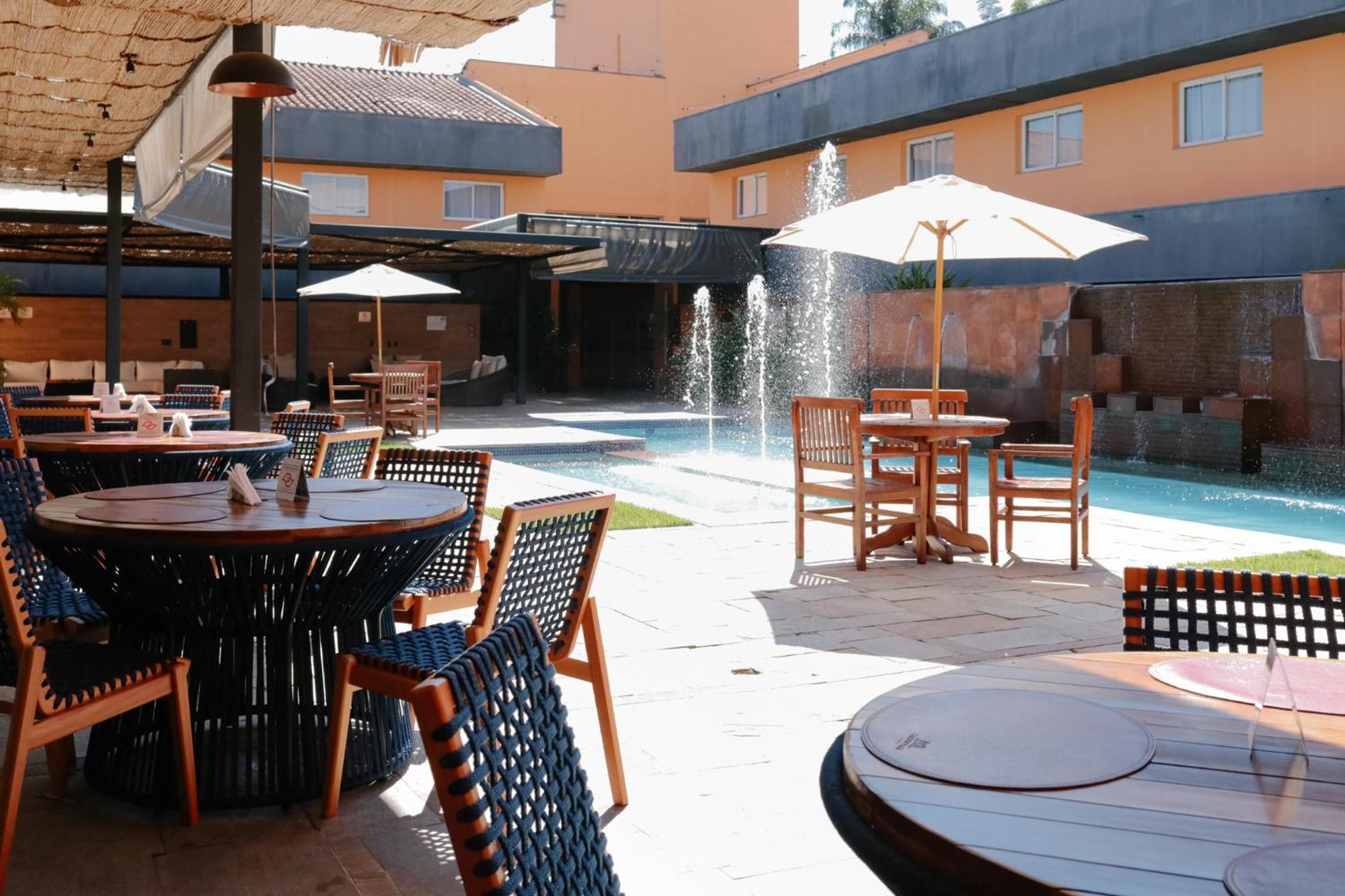 Carlton Plaza Baoba Hotel Taubate Exterior photo