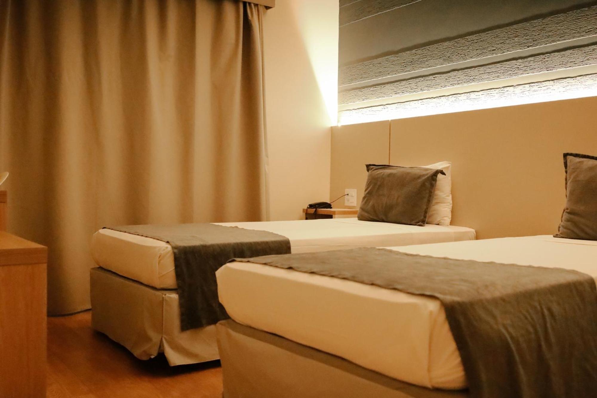 Carlton Plaza Baoba Hotel Taubate Exterior photo
